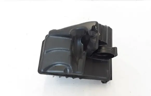 Renault Fluence Air filter box 8201089804
