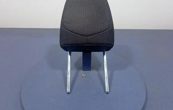 Toyota Auris E180 Front seat headrest 