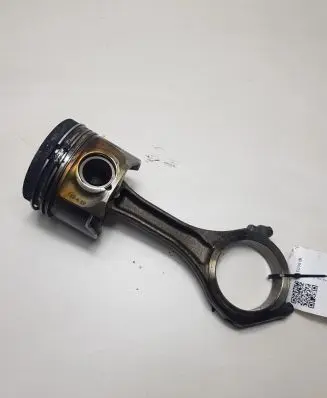 Volkswagen Touareg II Piston with connecting rod