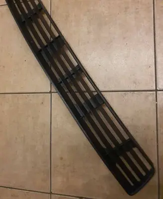 Audi A4 S4 B5 8D Front bumper lower grill 8D0807683