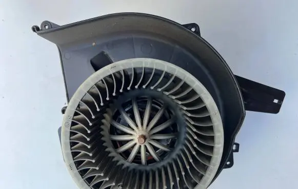 Audi A2 Heater fan/blower 6Q1820015C A1916