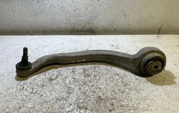 Volkswagen PASSAT B5.5 Front lower control arm/wishbone