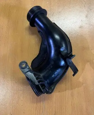 BMW 3 E90 E91 Air intake hose/pipe 7599290 13717599290