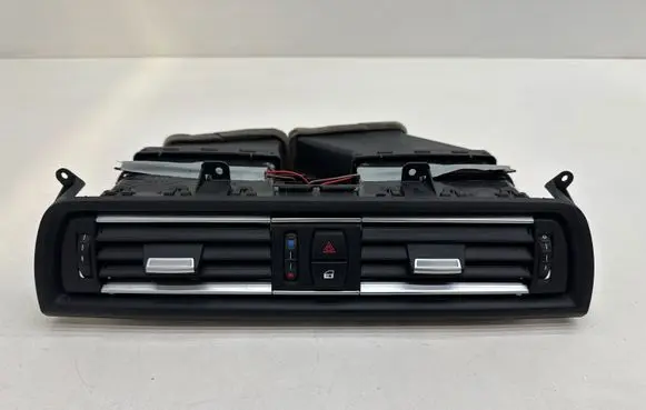 BMW 5 F10 F11 Dash center air vent grill F49209136