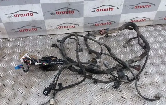 Subaru Legacy Engine installation wiring loom 81200AG481 51015202531