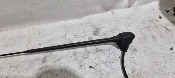 Nissan NV200 Radio antenna 