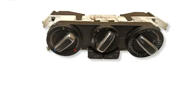 Volkswagen Polo V 6R Climate control unit 6R0820045N 303003029837