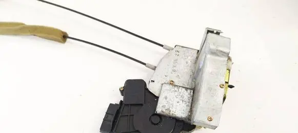 Subaru Legacy Front door lock 