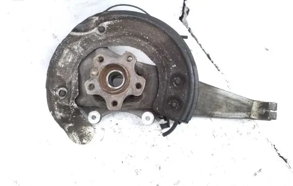 BMW 7 G11 G12 Front wheel hub spindle knuckle