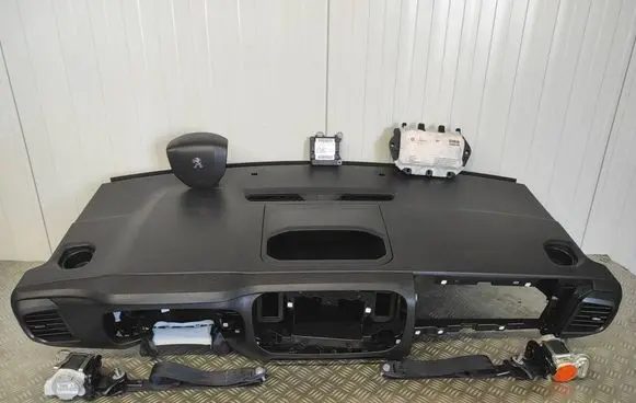 Peugeot Expert Dashboard 98282462ZD