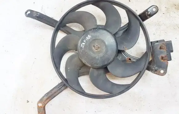 Opel Zafira A Radiator cooling fan shroud