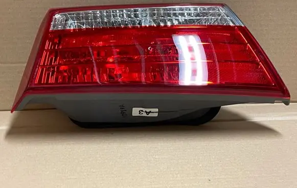 Hyundai Sonata Tailgate rear/tail lights 924033K000