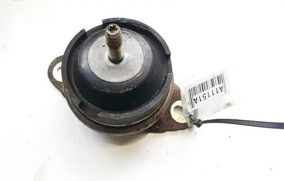 Peugeot 407 Engine mount bracket 