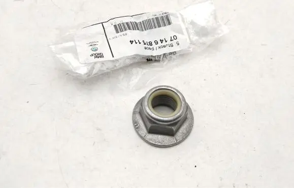 Rolls-Royce Ghost I Nuts/bolts 6875114