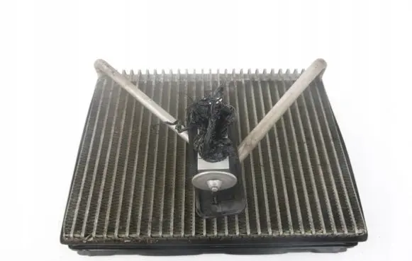 Volvo XC90 A/C cooling radiator (condenser)
