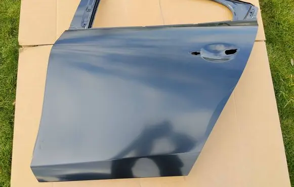 Mazda 3 III Rear door BCY07302XE