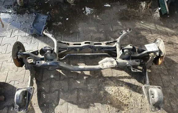 Volkswagen Golf VII Rear axle beam 5Q0505315H KOMBI