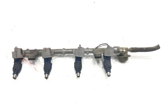 Toyota Yaris Fuel main line pipe 23250-0J010