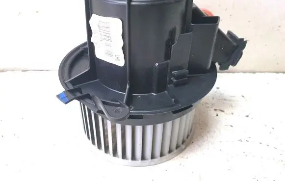 Mercedes-Benz C W204 A/C air flow flap actuator/motor 9409653