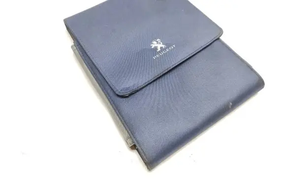 Peugeot 308 Owners service history hand book 
