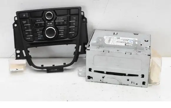 Opel Astra J Radio/CD/DVD/GPS head unit 20984175