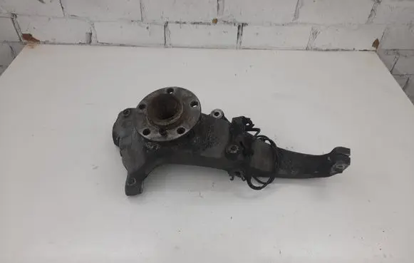 BMW 5 F10 F11 Front wheel hub