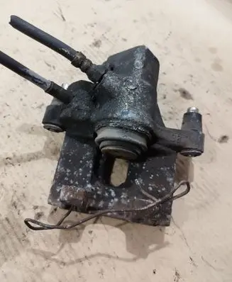 Mazda 3 II Rear brake caliper