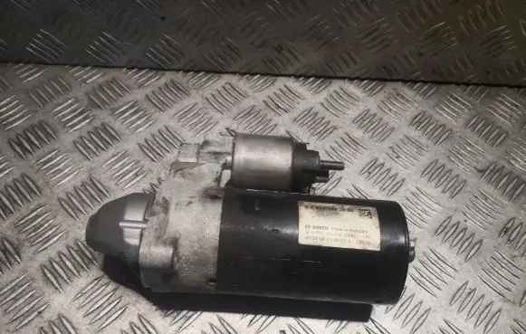 Mercedes-Benz C W204 Starter motor 6519062800 A6519062800
