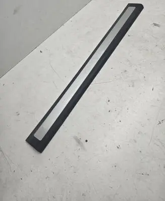 Opel Astra H Front sill trim cover 13238378