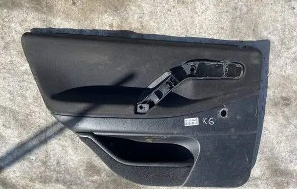 Volkswagen PASSAT B4 Rear door card panel trim 3A0857211
