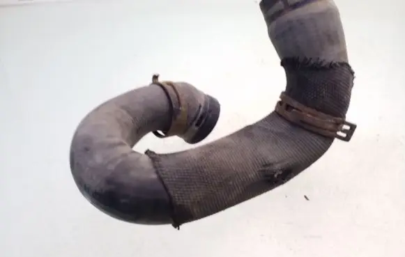 Opel Zafira A Engine coolant pipe/hose 24421116