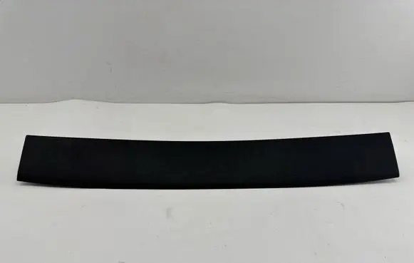 Volkswagen Golf VIII Tailgate trim 5H6867707