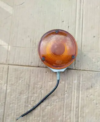 Volkswagen Transporter - Caravelle T4 Front indicator light 6R0132719