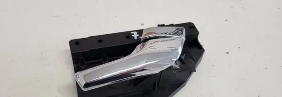 Jaguar XF X250 Front door interior handle 8X2322600