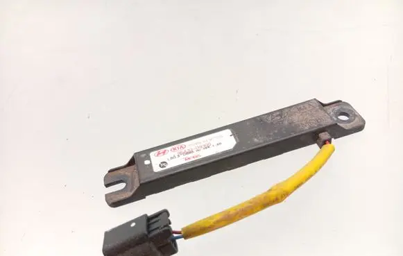 KIA Sportage Aerial antenna amplifier 95420D9300