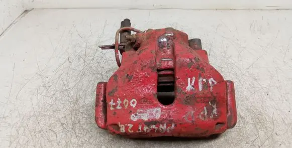 Volkswagen PASSAT B5 Front brake caliper 886