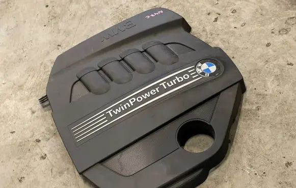 BMW X1 E84 Engine cover (trim) 8510364 E102030405