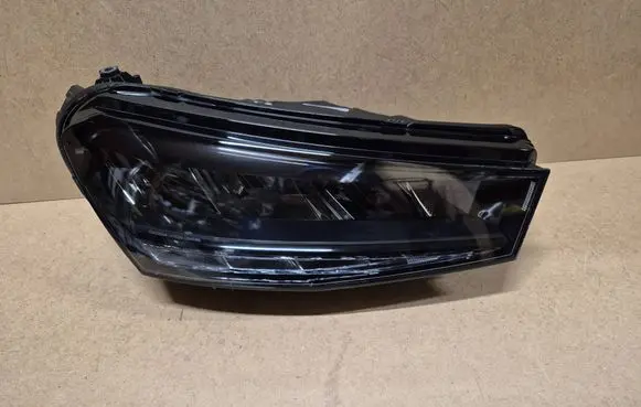 Skoda Fabia Mk4 (6VA) Headlight/headlamp 6VB941016
