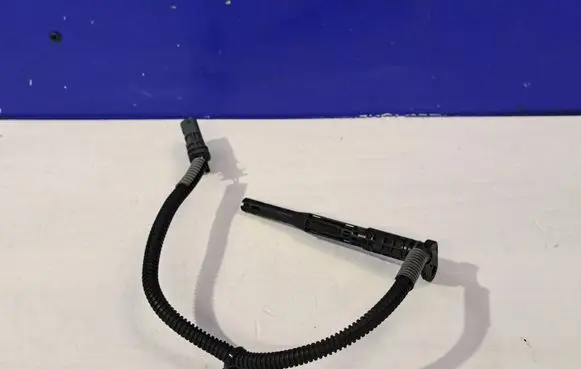 Volvo S90, V90 Oil level dip stick 31321052 31370845