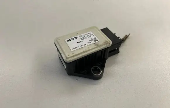 Mercedes-Benz Vito Viano W639 ESP acceleration yaw rate sensor A9065420518 0265005628