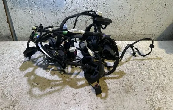 Jeep Grand Cherokee WL Front door wiring loom 68380067AD TXX2731BE109
