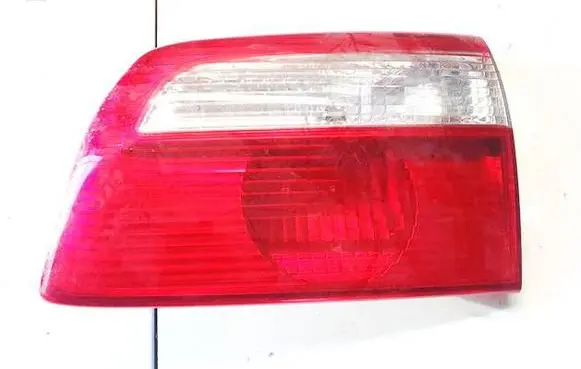Mazda 626 Tailgate rear/tail lights p0662