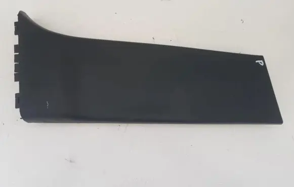 Seat Leon (1M) (B) pillar trim (top)