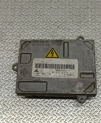 Audi A4 S4 B7 8E 8H Headlight ballast module Xenon 1307329115 10EEG060085