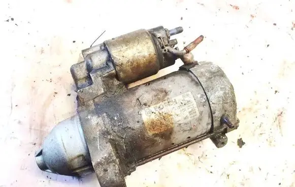 Audi Q7 4L Starter motor 0001223018 057911023e