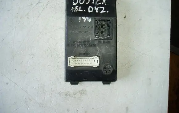 Dacia Duster Central body control module 8201068829A U180126007D