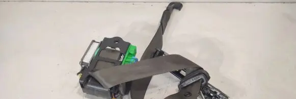 Audi Q5 SQ5 Front seatbelt 0718C3F2H7 3063561 306425499P86AB