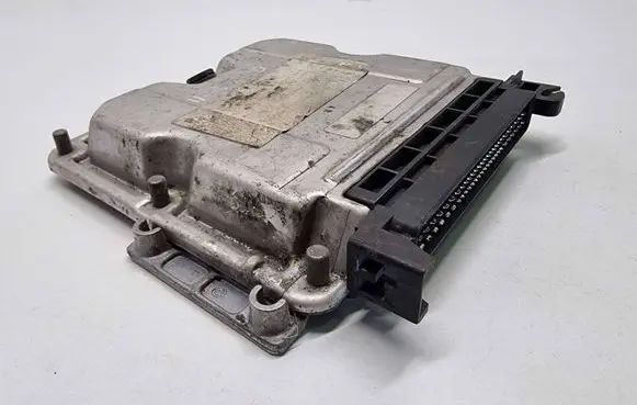 Peugeot 406 Engine control unit/module 0281001977 9635756580 EDC15C2