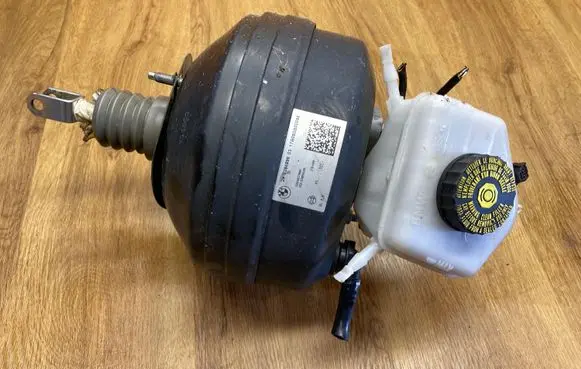 BMW 4 F32 F33 Brake booster 2284896 22203855336 0204807869