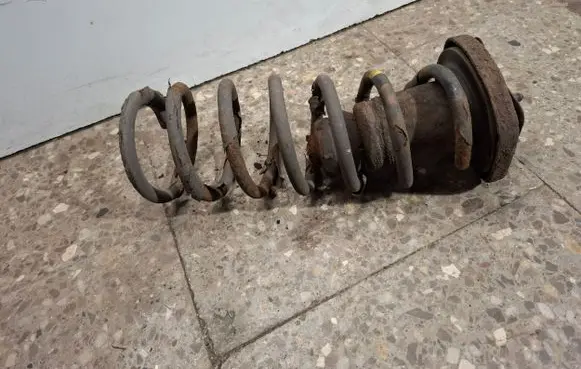 Volvo XC60 Rear coil spring